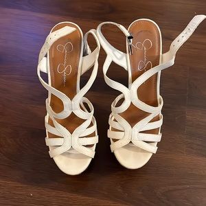 Jessica Simpson, platform, Size 7